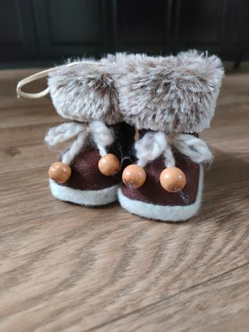 Kerstboom versiering (laarzen) beschikbaar voor biedingen
