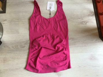Positie tanktop. Kleur: roze. One size beschikbaar voor biedingen