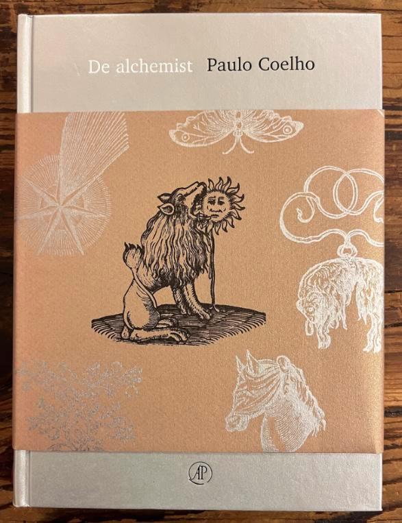 Paulo Coelho - De alchemist (jubileumeditie hardcover), Boeken, Literatuur, Zo goed als nieuw, Ophalen of Verzenden