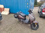 Scooter zgan, Fietsen en Brommers, Snorfietsen en Snorscooters, Overige merken, Sy.straa, Ophalen of Verzenden, Zo goed als nieuw