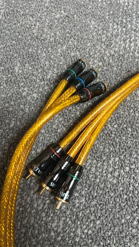 Tara labs RCA kabel 1mtr, Audio, Tv en Foto, Audiokabels en Televisiekabels, Zo goed als nieuw, Minder dan 2 meter, Ophalen