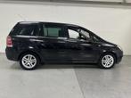 Opel Zafira 1.8 Cosmo AIRCO / CRUISE /ELK.PAKKET (bj 2007), Auto's, Opel, Gebruikt, Navigatiesysteem, 4 cilinders, Zwart