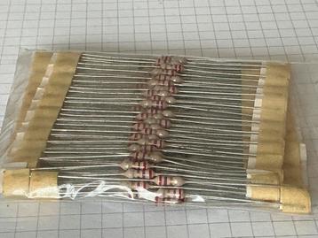 Weerstand 2,7 Ohm 0,25W 100 stuks beschikbaar voor biedingen