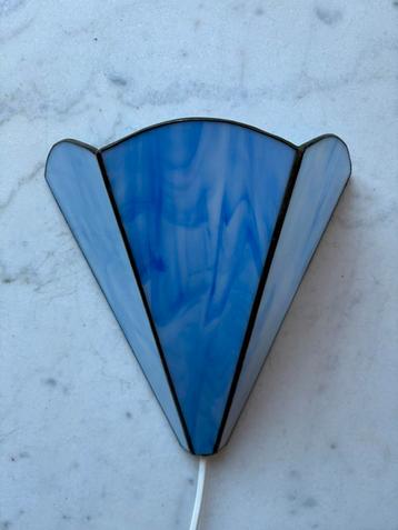 Vintage blauwe glas in lood wandlamp Tiffany driehoek glazen beschikbaar voor biedingen
