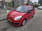 Renault Twingo 1.1 2008 Rood, Auto's, Renault, Voorwielaandrijving, 4 cilinders, Origineel Nederlands, Particulier