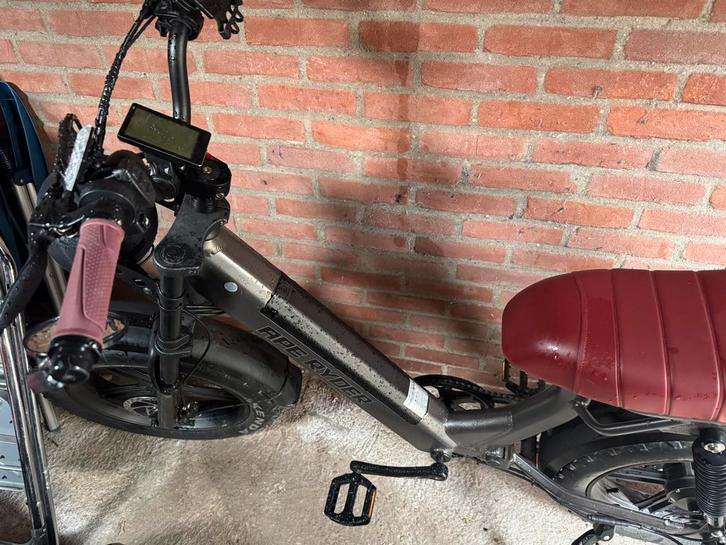 Aperyder MD10 PRO 250W met 141km op de teller., Fietsen en Brommers, Elektrische fietsen, Zo goed als nieuw, Overige merken, 50 km per accu of meer