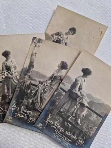 4 oude prentbriefkaarten - De mooiste tijd v/h leven beschikbaar voor biedingen