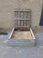 Mooie douglas zandbak met klep, Ophalen, Zo goed als nieuw