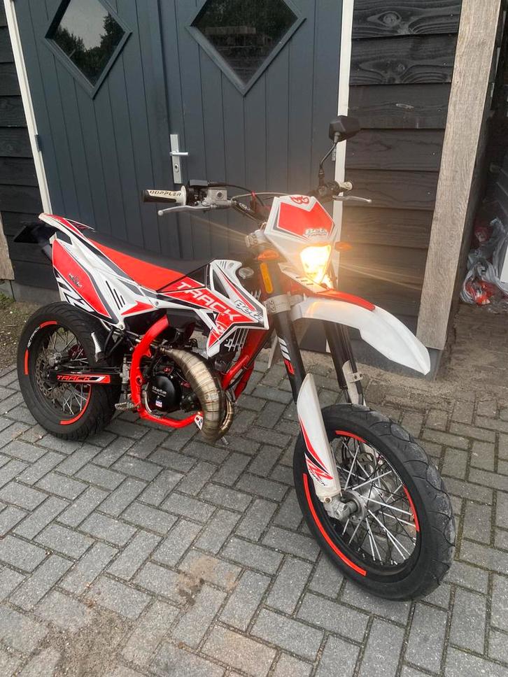 Beta track 50rr, Fietsen en Brommers, Brommers | Derbi, Zo goed als nieuw, Maximaal 45 km/u, Ophalen