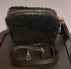 Fluffy tas, Sieraden, Tassen en Uiterlijk, Tassen | Damestassen, Ophalen of Verzenden, Zo goed als nieuw, Zwart, Schoudertasje