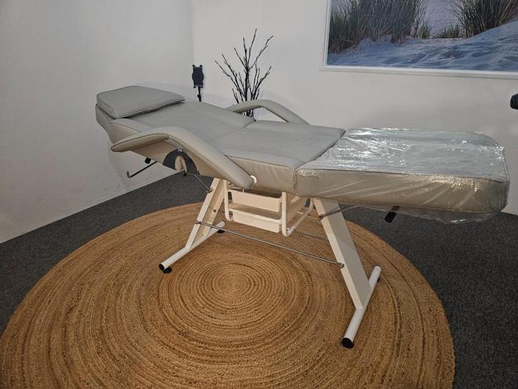 Behandelstoel/massagestoel en moonlight pro, Diensten en Vakmensen, Schoonheidsspecialisten | Overige, Huidbehandeling, Massage