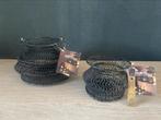 Te koop set van 2 Gusta theelichthouders, Huis en Inrichting, Woonaccessoires | Kandelaars en Kaarsen, Zwart, Nieuw, Ophalen of Verzenden