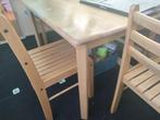 Tafel +- 140 x 80 cm en 4 Stoelen, Grenen, Huis en Inrichting, Tafels | Eettafels, Ophalen, Gebruikt, 100 tot 150 cm, 50 tot 100 cm