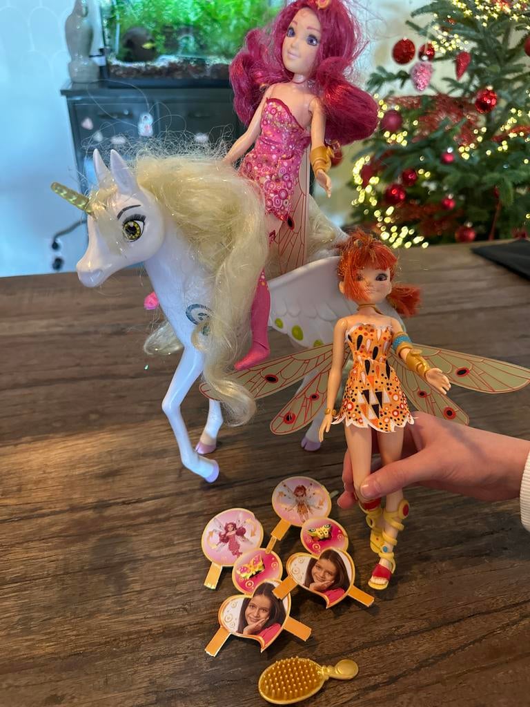 Mia and Me 2 Poppen en Eenhoorn met licht en geluid, Kinderen en Baby's, Ophalen, Zo goed als nieuw, Met licht