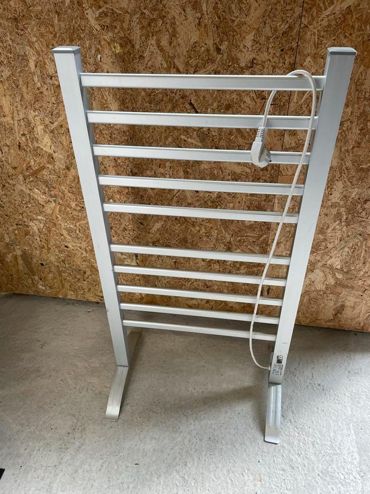 Elektrische Handdoekradiator Silvercrest, Huis en Inrichting, Kachels, Gebruikt, Vrijstaand, Overige soorten, Elektrisch, Ophalen of Verzenden