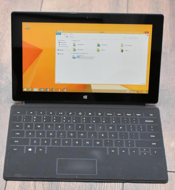 Tablet Microsoft Surface RT 8.1, Computers en Software, Windows Tablets, Gebruikt, Wi-Fi, 10 inch, 64 GB, Usb-aansluiting, Ophalen of Verzenden