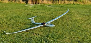Topmodell Discus 2C Deluxe beschikbaar voor biedingen