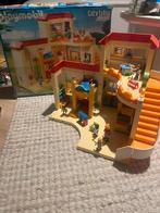 Playmobil Kinderdagverblijf 5567 + 5570, Ophalen of Verzenden, Zo goed als nieuw, Complete set