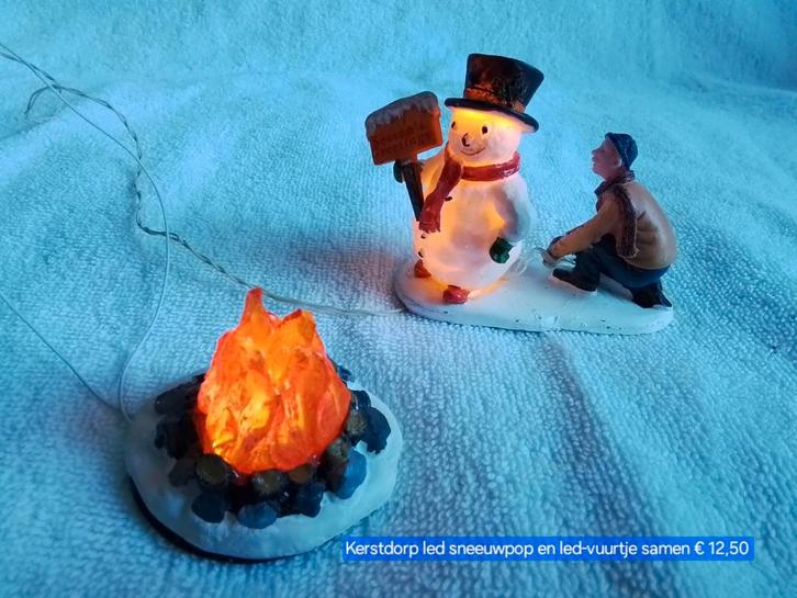Kerstdorp led-sneeuwpop en vuurtje, Diversen, Kerst, Zo goed als nieuw, Ophalen