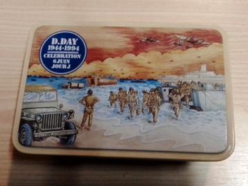 D-Day 50 jaar koekblik alle emblemen beschikbaar voor biedingen