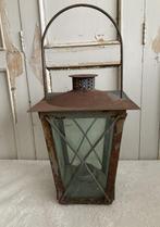 Brocante ijzeren lantaarn, Huis en Inrichting, Woonaccessoires | Kandelaars en Kaarsen, Gebruikt, 25 tot 50 cm, Ophalen of Verzenden