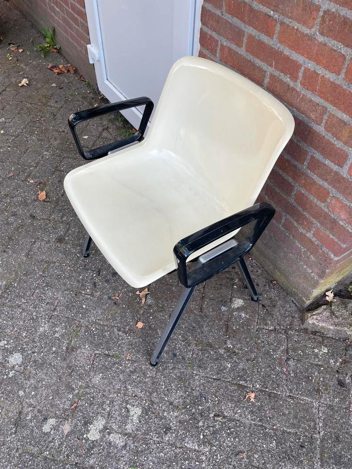 Tecno Modus stoel (2x), Huis en Inrichting, Stoelen, Zo goed als nieuw, Twee, Kunststof, Metaal, Wit, Ophalen