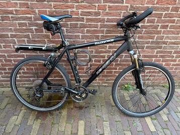 Mountainbike frame + voorvork 1.86m beschikbaar voor biedingen