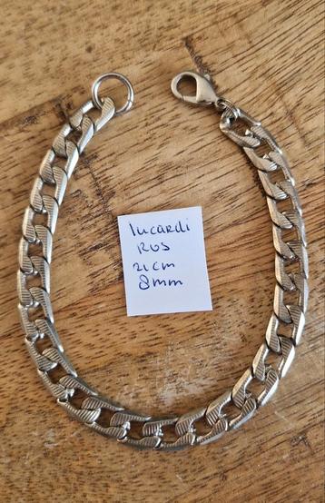 Armband.  beschikbaar voor biedingen
