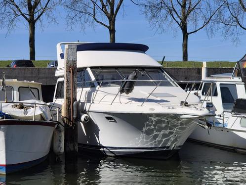 Avanti 3258, Watersport en Boten, Motorboten en Motorjachten, Polyester, Benzine, Ophalen of Verzenden