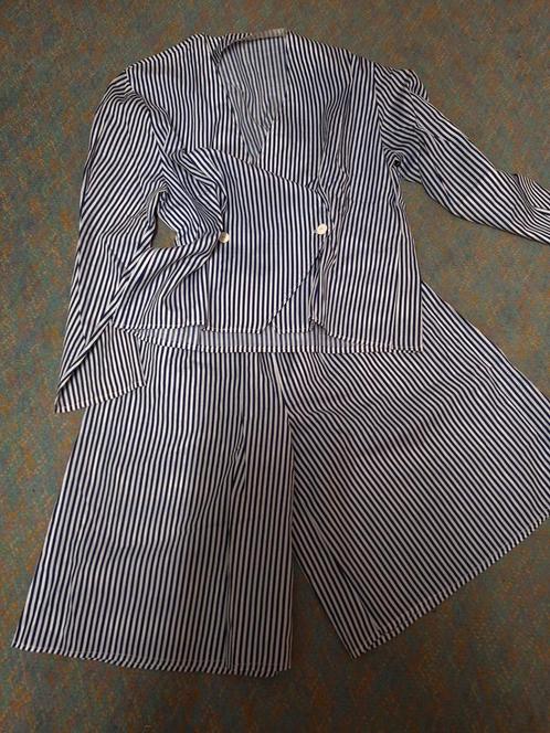 Vintage jasje met broek en 2 bloesjes 38, Kleding | Dames, Jasjes, Kostuums en Pakken, Zo goed als nieuw, Kostuum of Pak, Maat 38/40 (M)