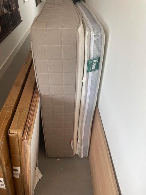 Matras + topper z.s.m gratis ophalen, Huis en Inrichting, Slaapkamer | Matrassen en Bedbodems, Zo goed als nieuw, 90 cm, 200 cm