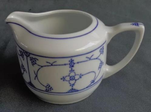 KAHLA BLAU SAKS melkkannetje roomkan H7,5xO8cm 25cl, Huis en Inrichting, Keuken | Servies, Zo goed als nieuw, Overige typen, Overige stijlen