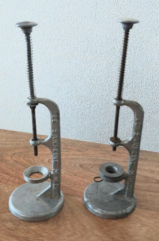 Vintage Ontpitter voor Olijven, Kersen & Pruimen, Antiek en Kunst, Antiek | Gereedschap en Instrumenten, Ophalen of Verzenden