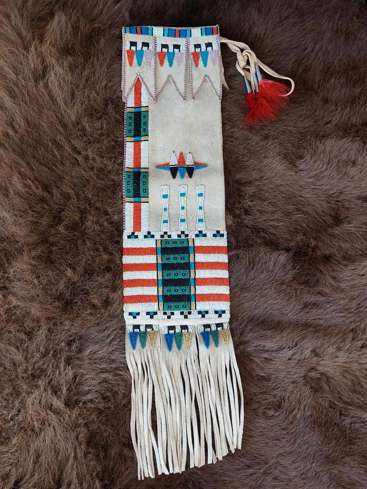 Native American buckskin pipebag., Verzamelen, Overige Verzamelen, Ophalen of Verzenden