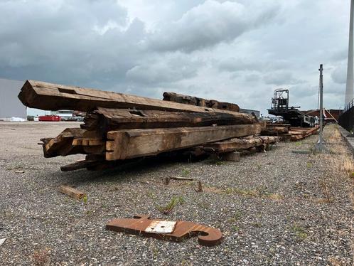 Oude eiken gebinten ±100 jaar oud – 7m en 2,5m balken, Doe-het-zelf en Verbouw, Hout en Planken, Zo goed als nieuw, Balk, Eiken