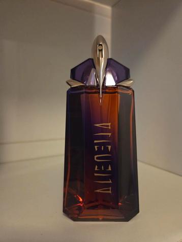 Alien Hypersense Eau de Parfum 90ml beschikbaar voor biedingen