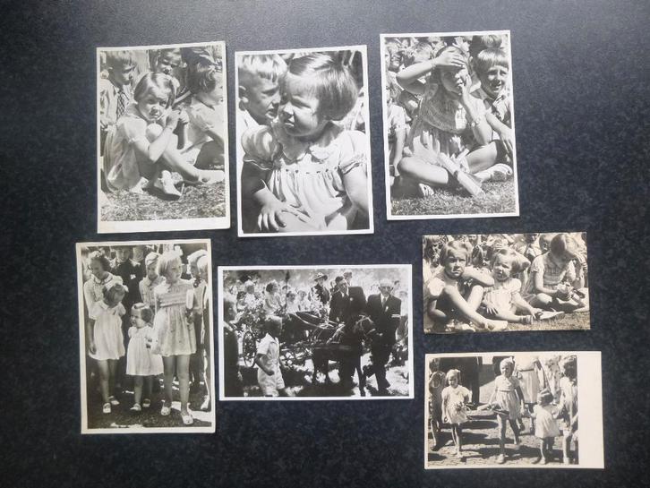 NEDERLAND Koninklijkhuis H  Tuinfeest Soestdijk 1945  7x, Verzamelen, Ansichtkaarten | Themakaarten, 1940 tot 1960, Ophalen of Verzenden