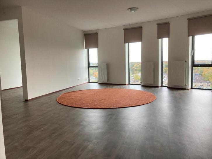 MOET NU WEG: Vinyl / Zeil, €1,- per m2.  grote coupons, Huis en Inrichting, Stoffering | Vloerbedekking, Gebruikt, Vinyl, 25 tot 50 m²