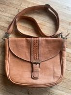 Mooie bruine echt lederen schoudertas, Ophalen of Verzenden, Gebruikt, Bruin, Schoudertasje