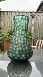 O4Home Hand geslepen vaas, Huis en Inrichting, Woonaccessoires | Vazen, Ophalen of Verzenden, Minder dan 50 cm, Groen, Glas