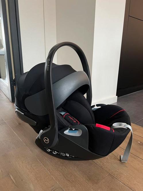 Cybex Cloud Z i-Size Ferrari autostoel, Kinderen en Baby's, Autostoeltjes, Zo goed als nieuw, Overige merken, 0 t/m 13 kg, Autogordel of Isofix