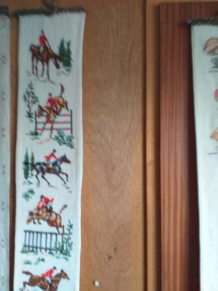 borduren schellenkoord kruissteek 6 paarden gevoerd 2 kopere, Hobby en Vrije tijd, Borduren en Borduurmachines, Zo goed als nieuw