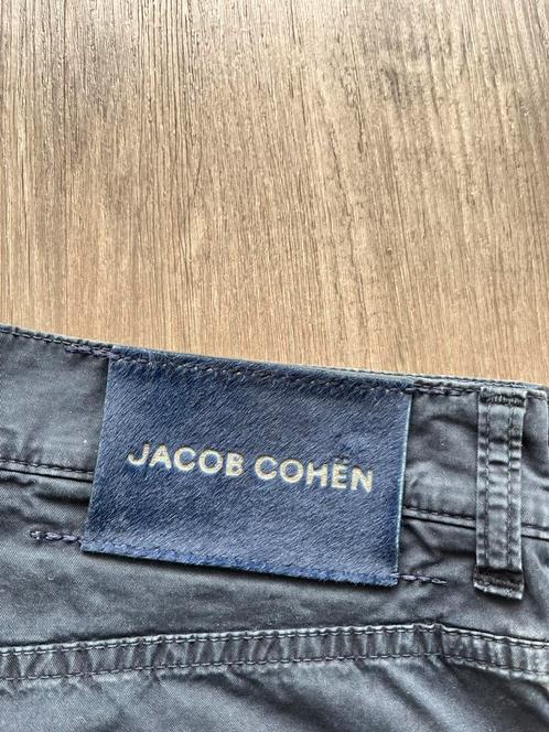 Jacob Cohen short size 38 type Nicolas, Kleding | Heren, Spijkerbroeken en Jeans, Zo goed als nieuw, W36 - W38 (confectie 52/54)