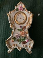 Dresden porselein klokje 15cm gesigneerd, Ophalen of Verzenden