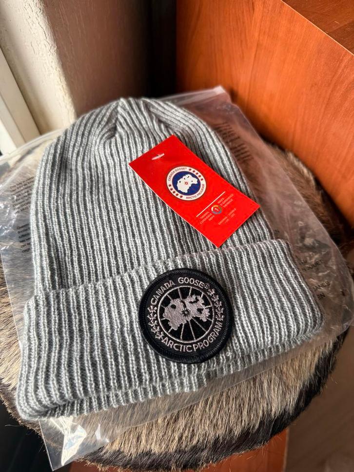 Canada Goose Muts - Nieuwstaat!, Kleding | Heren, Mutsen, Sjaals en Handschoenen, Nieuw, Muts, Overige maten, Ophalen of Verzenden