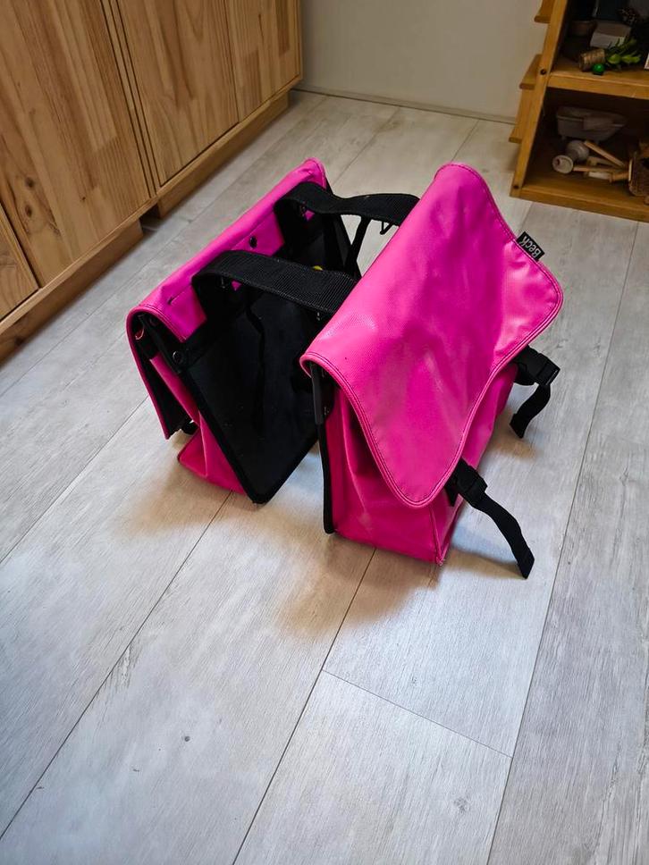 Vrolijke roze kinder fietstassen - stevig en praktisch!, Fietsen en Brommers, Fietsaccessoires | Fietstassen, Gebruikt, Ophalen