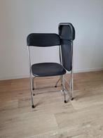2 zwarte klapstoelen, Huis en Inrichting, Stoelen, Ophalen, Twee, Zwart, Zo goed als nieuw