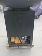 Livin Flame Milton BBQ - Z.G.A.N. incl. Hoes & Pallet, Tuin en Terras, Ophalen of Verzenden, Zo goed als nieuw