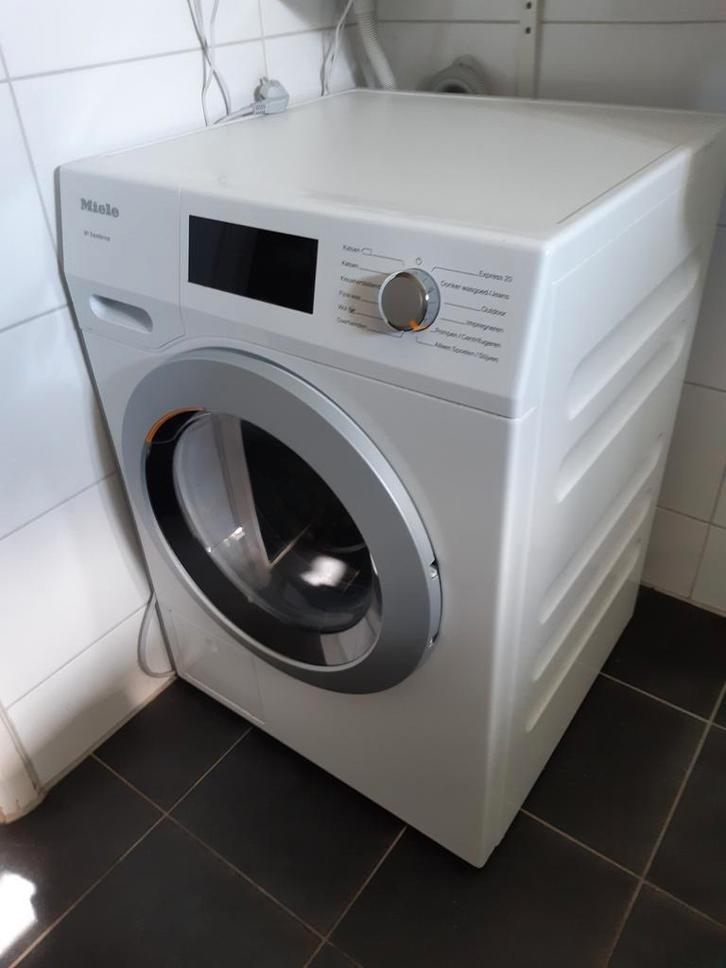 Miele Hw20 excellence,  wasmachine, Witgoed en Apparatuur, Wasmachines, Gebruikt, 6 tot 8 kg, 85 tot 90 cm, 1200 tot 1600 toeren