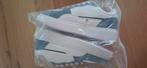 Wit/grijze sneakers mt 39, Ophalen of Verzenden, Wit, Sneakers of Gympen
